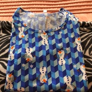 Lularoe Disney Olaf perfect tee, size large, guc
